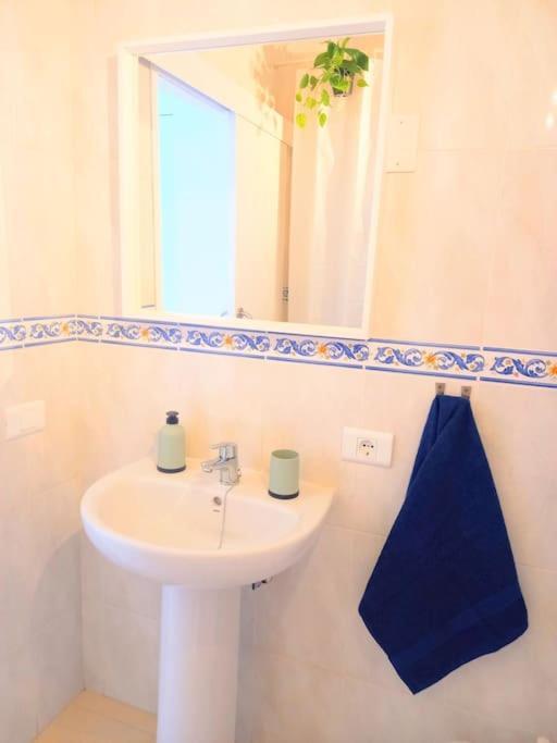Habitacion Privada Dorive Con Bano Privado San Andres  Ngoại thất bức ảnh